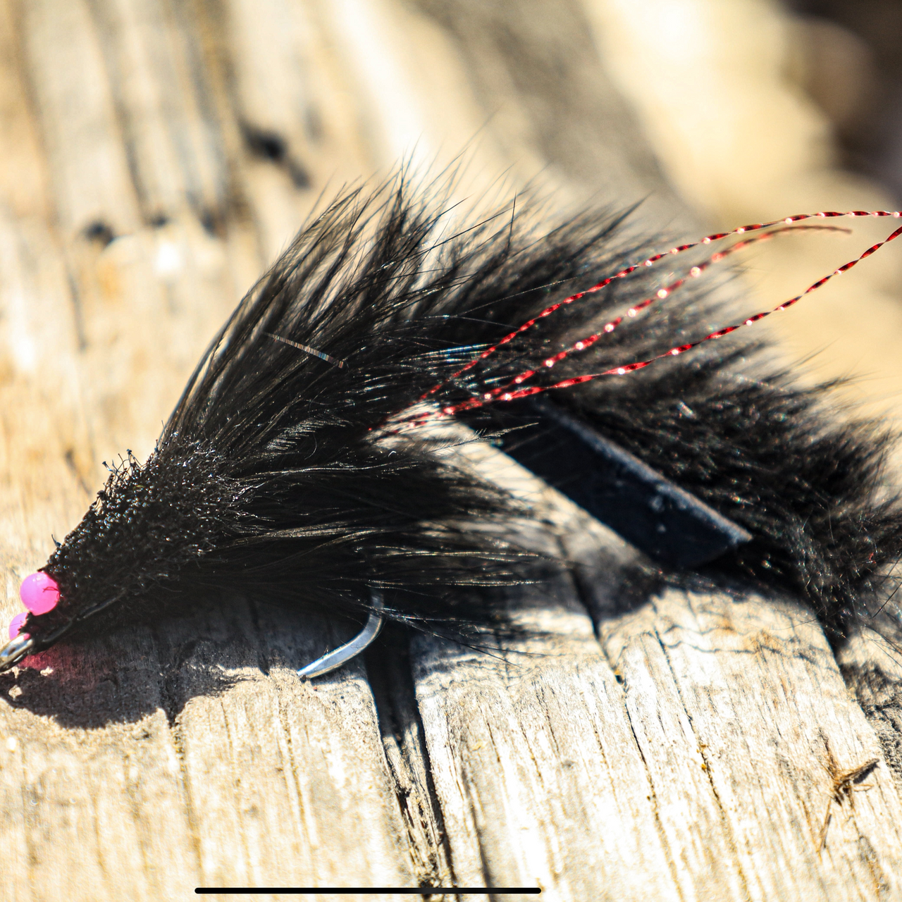 CW Tarpon Toad w/ rabbit tail (Black)